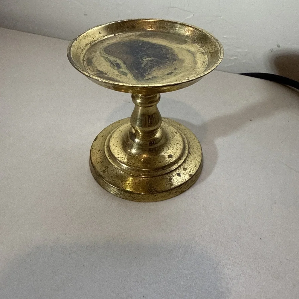 Vintage Brass Piller Candle Holder Hallmark Made In Hong Kong Tarnished‎ Gold